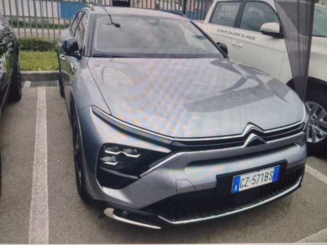 Citroën C5 X 225 e-EAT8 Plug-in Hybrid SHINE, del 2025, 16.000 km, in vendita a Cesena (FC)