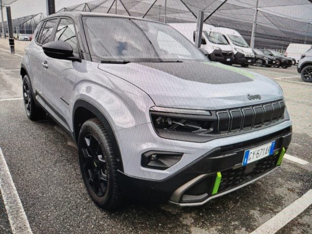 Jeep Avenger 1.2 Turbo 136 CV MHEV 4xe Upland, del 2025, 7.600 km, in vendita a Cesena (FC)