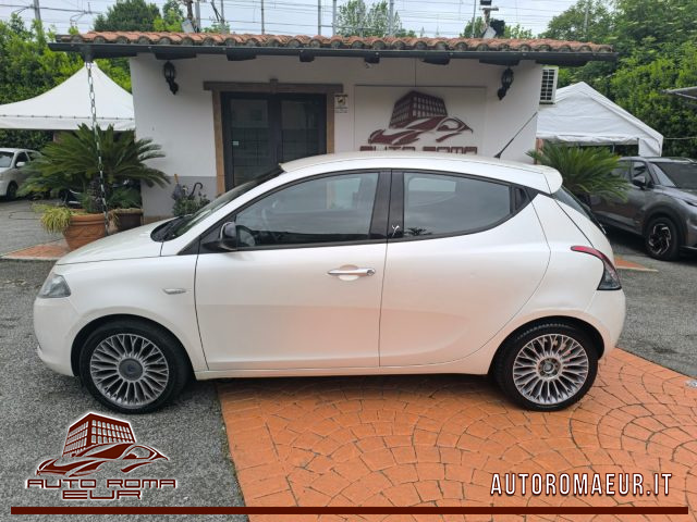 Lancia Ypsilon 0.9 TwinAir 85 CV 5 porte S&S Gold TAGLIANDATA! - foto 2 di 4
