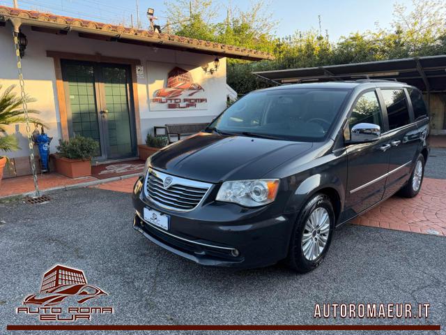 Lancia Voyager 2.8 Turbodiesel Platinum 163 CV MOTORE NUOVO! FULL usato a ROMA