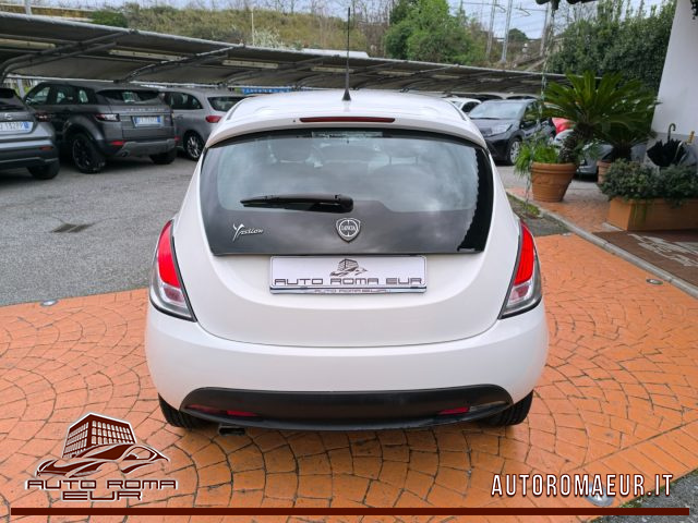 Lancia Ypsilon 1.2 69 CV 5 porte S&S TAGLIANDATA! NEOPATENTATI! - foto 4 di 4