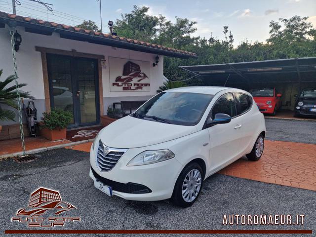 Lancia Ypsilon 1.2 69 CV 5 porte S&S TAGLIANDATA! NEOPATENTATI!, del 2014, 90.000 km, in vendita a Roma (RM)