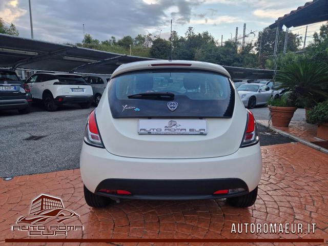 Lancia Ypsilon 1.2 69 CV 5 porte S&S TAGLIANDATA! NEOPATENTATI! - foto 4 di 4