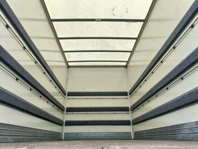 Iveco Daily 35C14 2.3 FURGONE BOX, del 2019, 91.000 km, in vendita a Quinzano D Oglio (BS)