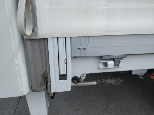 Renault Master 35 2.3 dCi 165CV PM Pianale Cabinato Bi-Turbo EVI, del 2018, 140.000 km, in vendita a Quinzano D Oglio (BS)