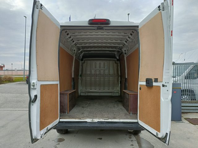Fiat Ducato 35 MAXI L3H2 FURGONE PASSO LUNGO TETTO MEDIO E6D-T - foto 4 di 4