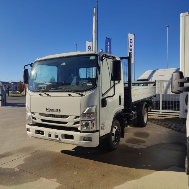 Isuzu M27 ISUZU M27 CABINA LARGA 3000 cc CASSONE RIBALTABILE nuovo a QUINZANO D OGLIO