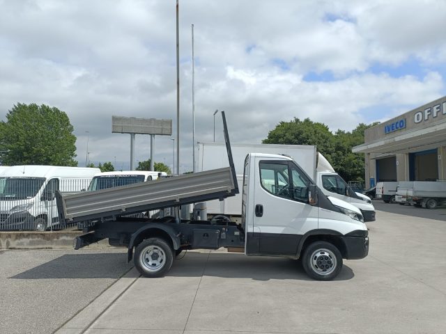 Iveco Daily IVECO DAILY 35C14 2.3 RIBALTABILE - foto 4 di 4