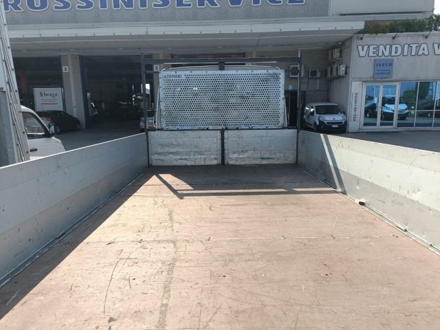 Iveco Daily DAILY 35C16 CASSONE FISSO L4500 3.0 CC - foto 4 di 4