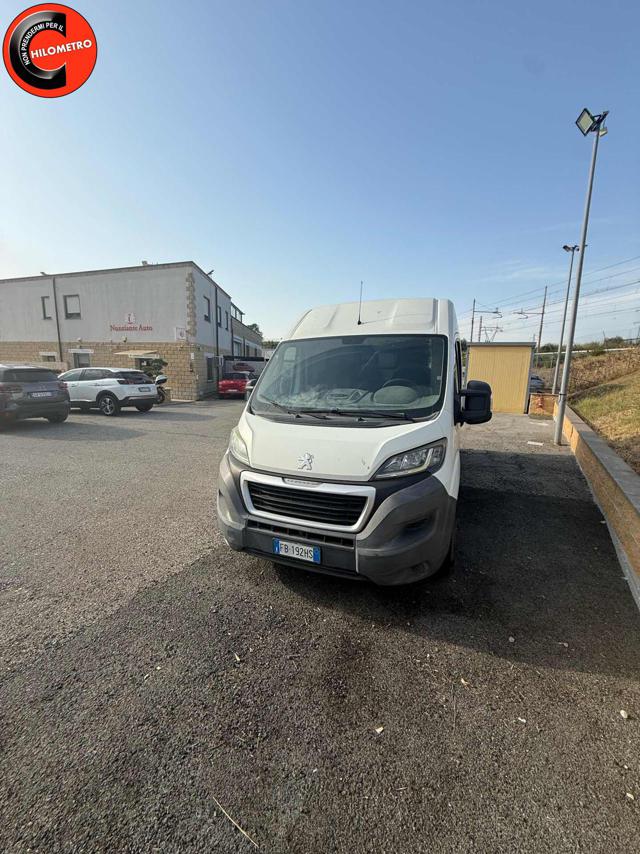 Peugeot Boxer 330 2.2 e-HDi/130CV FAP Stop&Start PM-TM Furgone usato a CIVITAVECCHIA