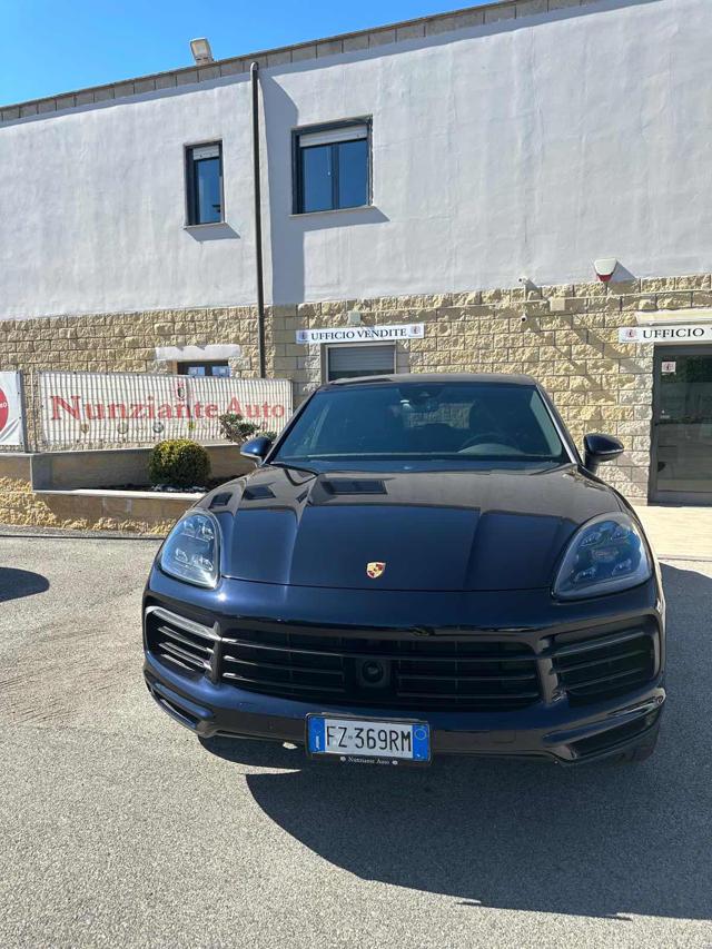 Porsche Cayenne 3.0 V6, del 2019, 104.000 km, in vendita a Civitavecchia (RM)