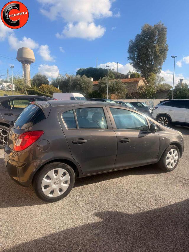 Opel Corsa 1.2 85CV 5 porte GPL-TECH Ecotec - foto 2 di 4