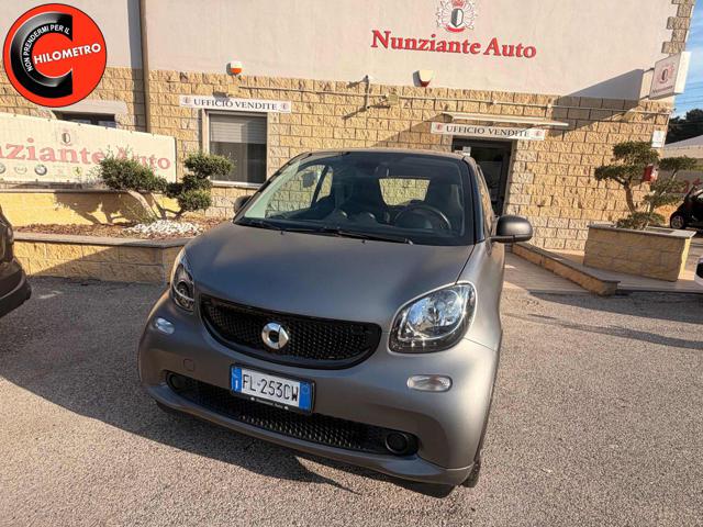 smart forTwo 70 1.0 twinamic Passion, del 2017, 124.000 km, in vendita a Civitavecchia (RM)
