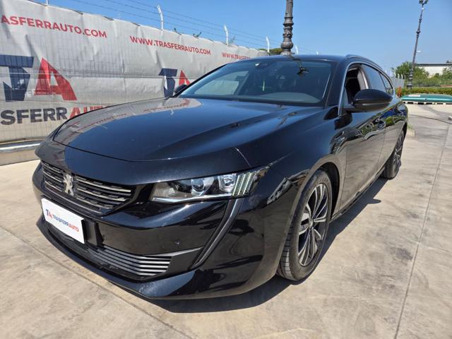 Peugeot 508 Plug-in Hybrid 225 e-EAT8 SW Allure usato a TORRE DEL GRECO