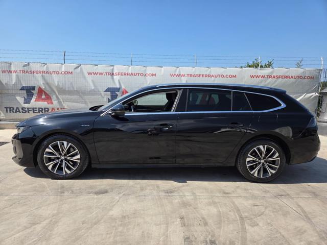 Peugeot 508 Plug-in Hybrid 225 e-EAT8 SW Allure - foto 2 di 4