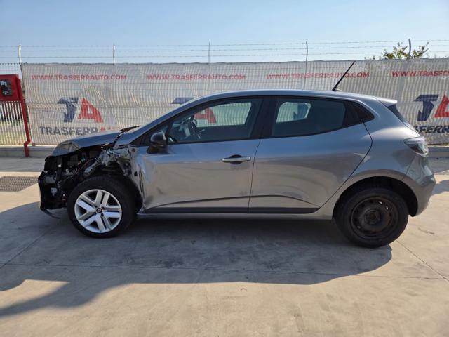 Renault Clio Blue dCi 100 CV 5 porte Evolution - foto 2 di 4