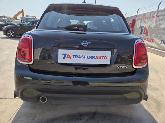 MINI Cooper 1.5 Cooper Classic 5 porte - foto 4 di 4