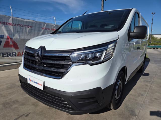 Renault Trafic T27 2.0 BluedCi 110CV PC-TN Furgone, del 2025, 19.000 km, in vendita a Torre Del Greco (NA)