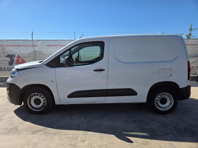 Fiat Doblo Doblò 1.5 BlueHdi 100CV PC-TN Van - foto 2 di 4
