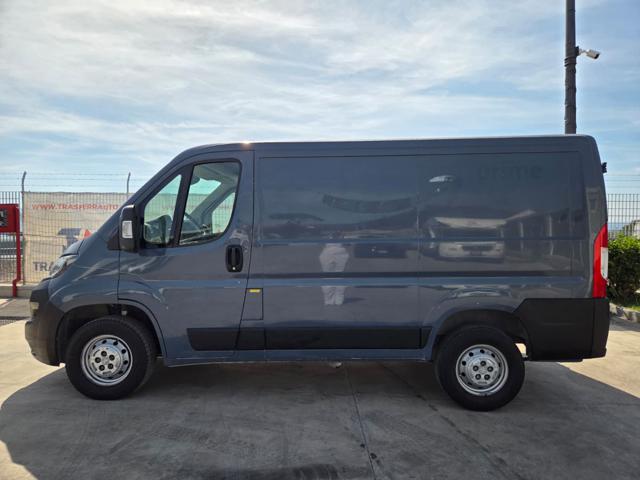 Peugeot Boxer 330 2.2 BlueHDi 120 S&S PC-TM Furgone - foto 2 di 4