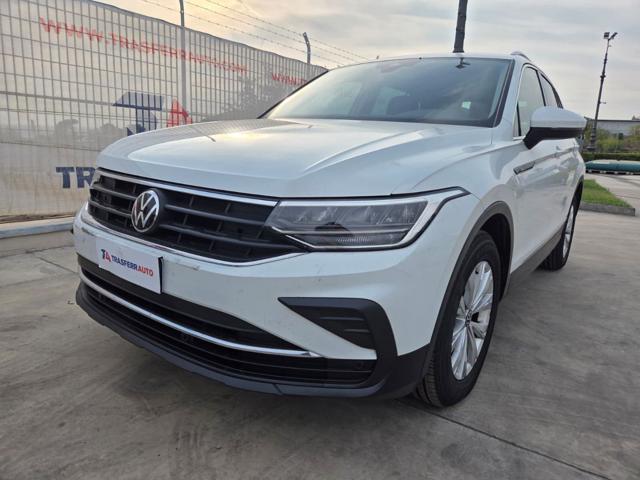 Volkswagen Tiguan 2.0 TDI 150 CV SCR DSG Life, del 2023, 111.240 km, in vendita a Torre Del Greco (NA)