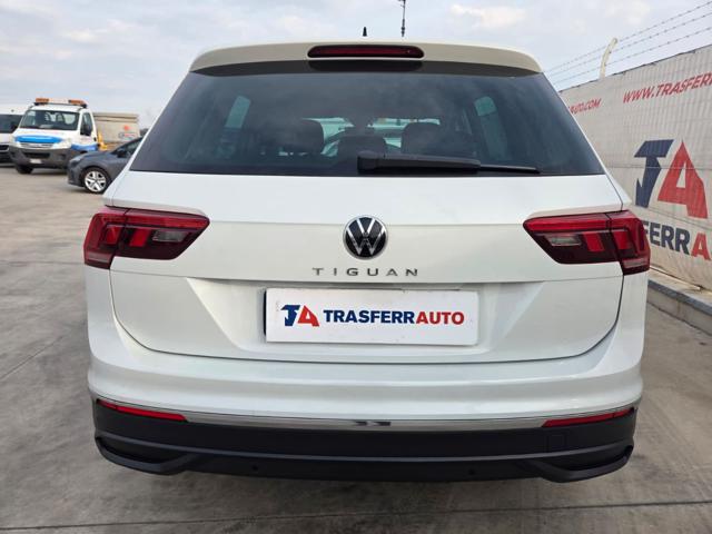 Volkswagen Tiguan 2.0 TDI 150 CV SCR DSG Life - foto 4 di 4
