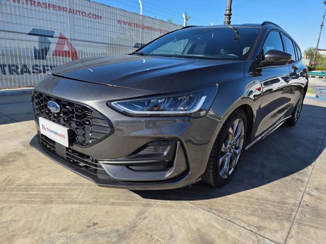 Ford Focus 1.5 EcoBlue 115 CV automatico SW ST-Line, del 2023, 59.200 km, in vendita a Torre Del Greco (NA)