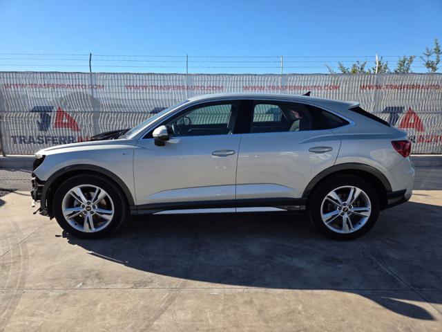 Audi Q3 SPB 35 TDI S tronic S line edition - foto 2 di 4