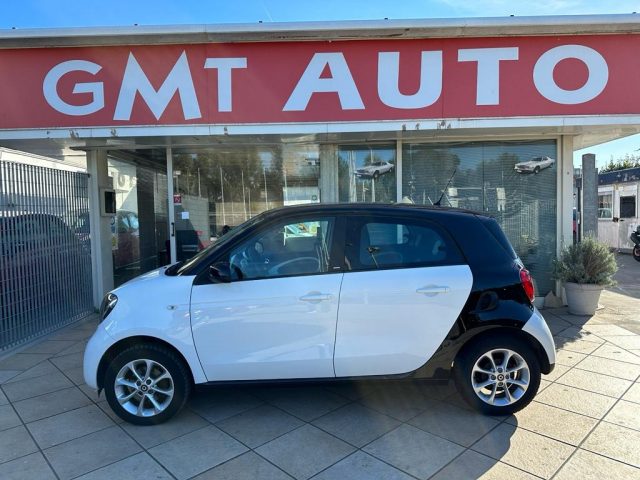 smart forFour 1.0 71CV AUTOMATICA NEOPATENTATI CERCHI 15" - foto 3 di 4