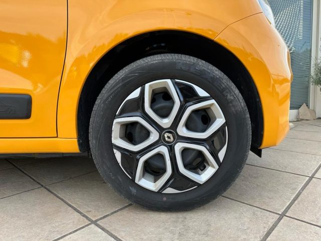 Renault Twingo LIMITED 1.0 69CV C-LED NEOPATENTATI CERCHI 15", del 2020, 39.000 km, in vendita a Roma (RM)