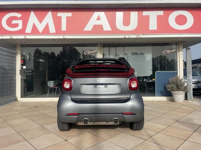 smart forTwo BRABUS CABRIO 109CV XCLUSIVE GRAY MATT NAVI LED - foto 4 di 18