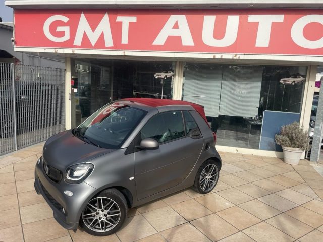 smart forTwo BRABUS CABRIO 109CV XCLUSIVE GRAY MATT NAVI LED usato a ROMA