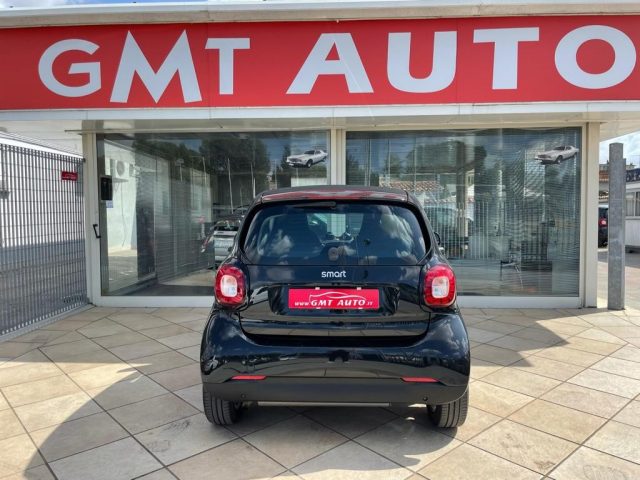 smart forTwo 1.0 71CV TWINAMIC PASSION LED - foto 4 di 13
