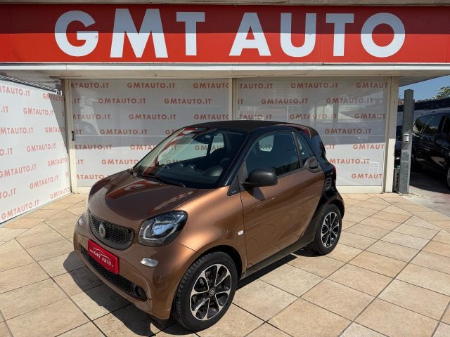 smart forTwo 1.0 71CV TWINAMIC PASSION CERCHI 15" usato a ROMA