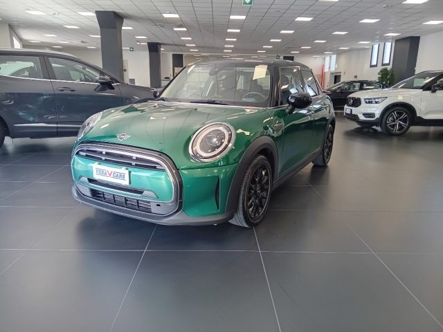 MINI Cooper 1.5 Cooper Essential 5 porte usato a MIRANO