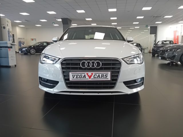 Audi A3 SPB 1.2 TFSI S tronic Ambition - foto 2 di 4