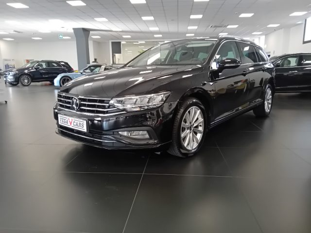 Volkswagen Passat Variant 2.0 TDI SCR EVO DSG Business OFFERTA PROMO!!! usato a MIRANO