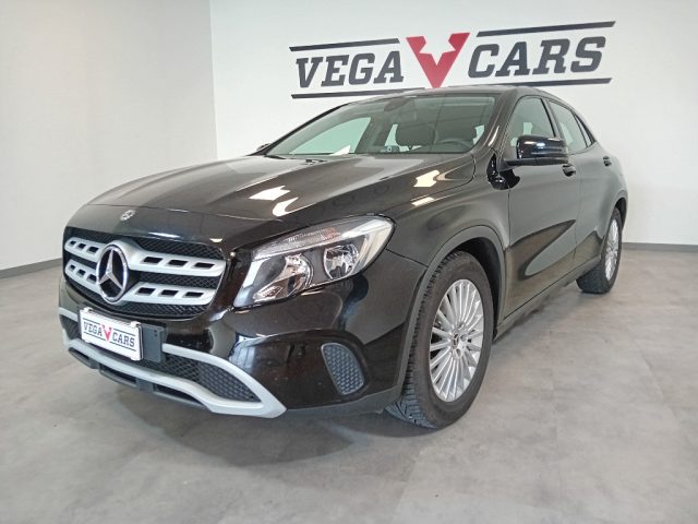 Mercedes-Benz GLA 180 d Business usato a MIRANO