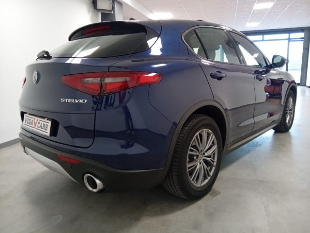 Alfa Romeo Stelvio 2.2 Turbodiesel 190 CV AT8 RWD Business - foto 4 di 4