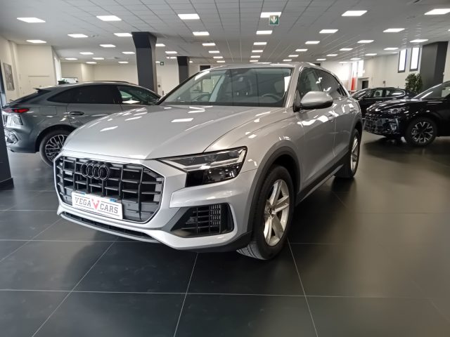 Audi Q8 55 TFSI quattro Sport 22" - PELLE- TETTO - PROMO!! usato a MIRANO