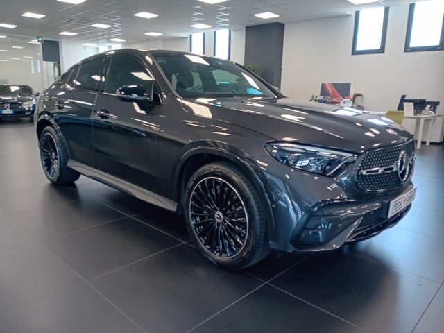 Mercedes-Benz GLC 220 d 4Matic Mild hybrid Coupé AMG Line Premium - foto 3 di 4