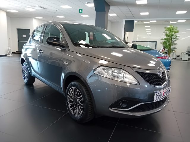 Lancia Ypsilon 0.9 TwinAir Metano Ecochic Gold OK REVIS BOMB 2029 - foto 3 di 4