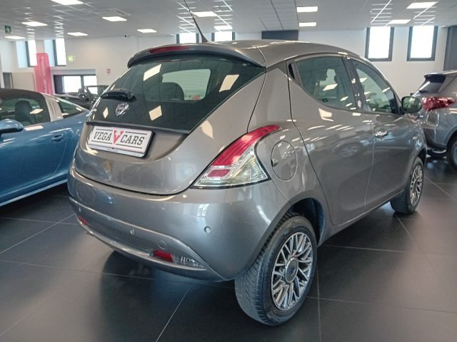 Lancia Ypsilon 0.9 TwinAir Metano Ecochic Gold OK REVIS BOMB 2029 - foto 4 di 4