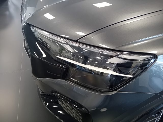 Audi Q8 SUV 50 TDI 286 CV quattro tiptronic S line edition - foto 4 di 4