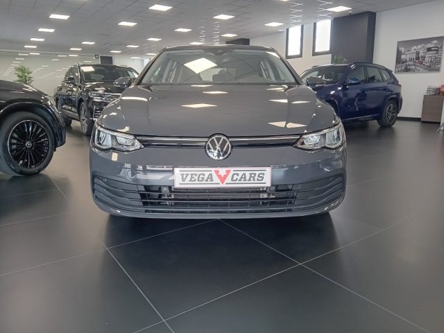 Volkswagen Golf 1.0 eTSI EVO DSG Life - foto 2 di 4