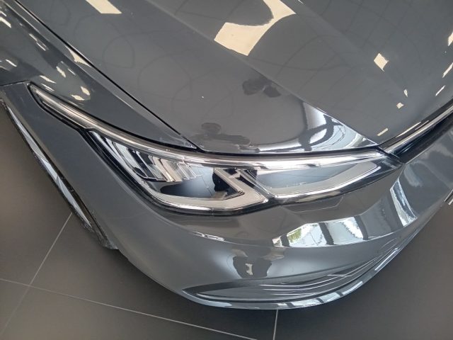 Volkswagen Golf 1.0 eTSI EVO DSG Life - foto 4 di 4