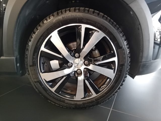 Peugeot 2008 1° serie BlueHDi 100 Allure - ALL GRIP CONTROL - foto 4 di 4