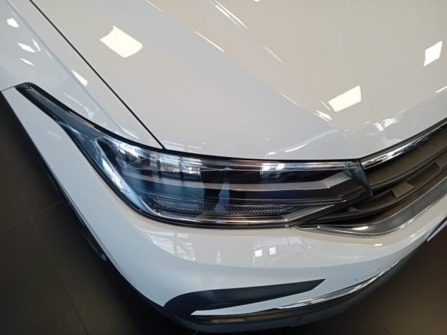 Volkswagen Tiguan 2.0 TDI 150 CV SCR DSG Life - foto 4 di 4