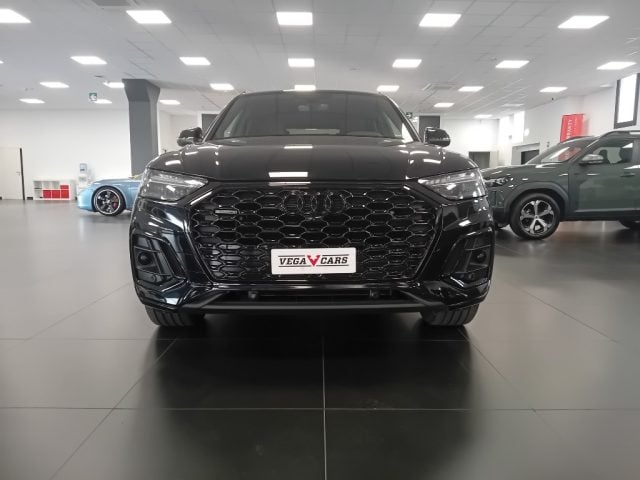 Audi Q5 40 TDI 204 CV quattro S tronic black line edition, del 2025, 21.000 km, in vendita a Mirano (VE)