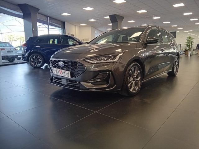 Ford Focus 1.0 EcoBoost Hybrid 125 CV 5p. ST-Line, del 2023, 95.000 km, in vendita a Mirano (VE)
